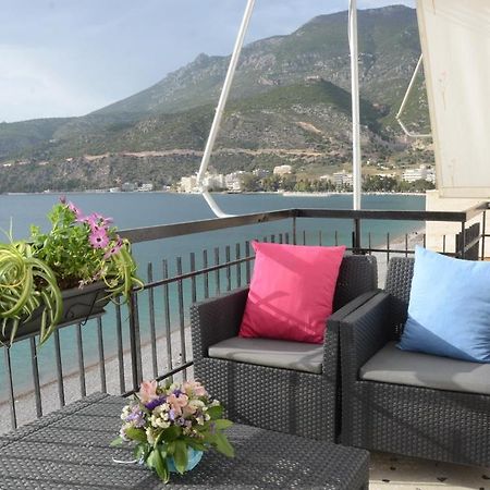Captain'S Home Loutraki Luaran gambar