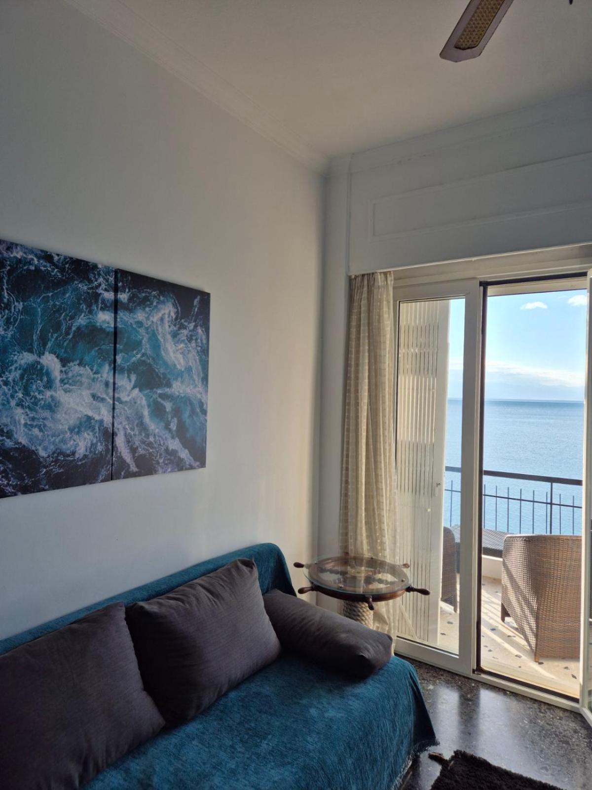 Captain'S Home Loutraki Luaran gambar