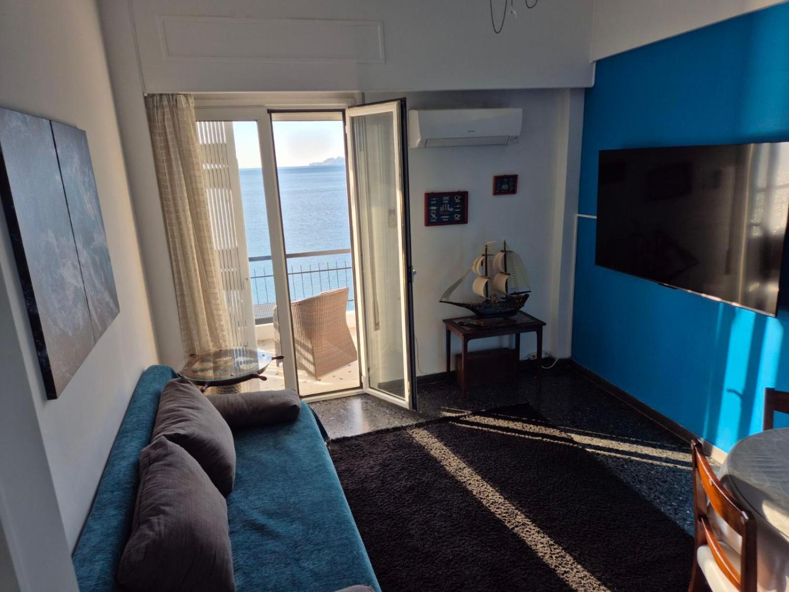 Captain'S Home Loutraki Luaran gambar